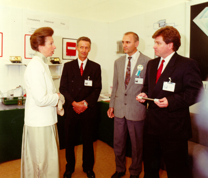Princess Anna thanks for the disinfection of water by anolyte from STEL devices, which saved many lives during the crisis in Rwanda. Birmingham, 1994.